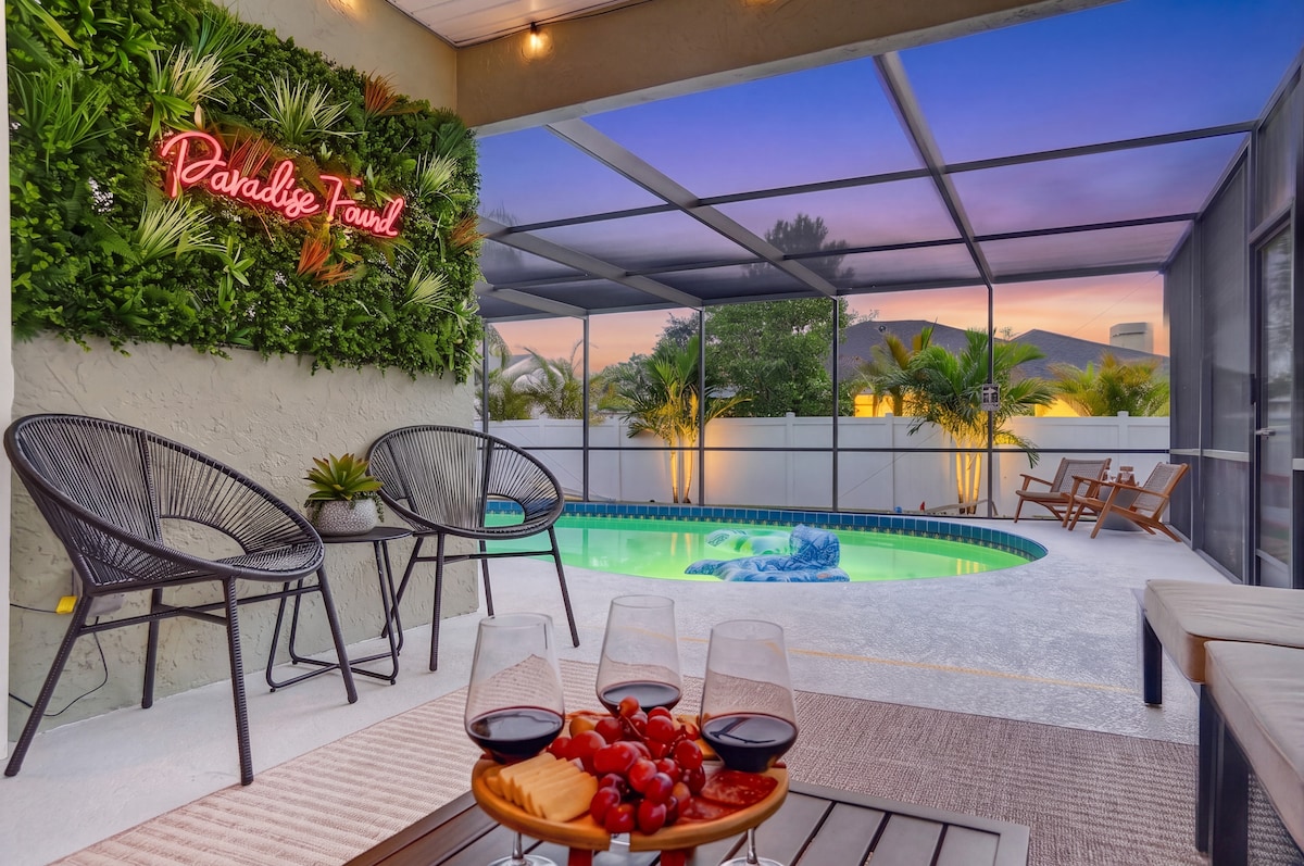 Heated pool and outdoor lounge space